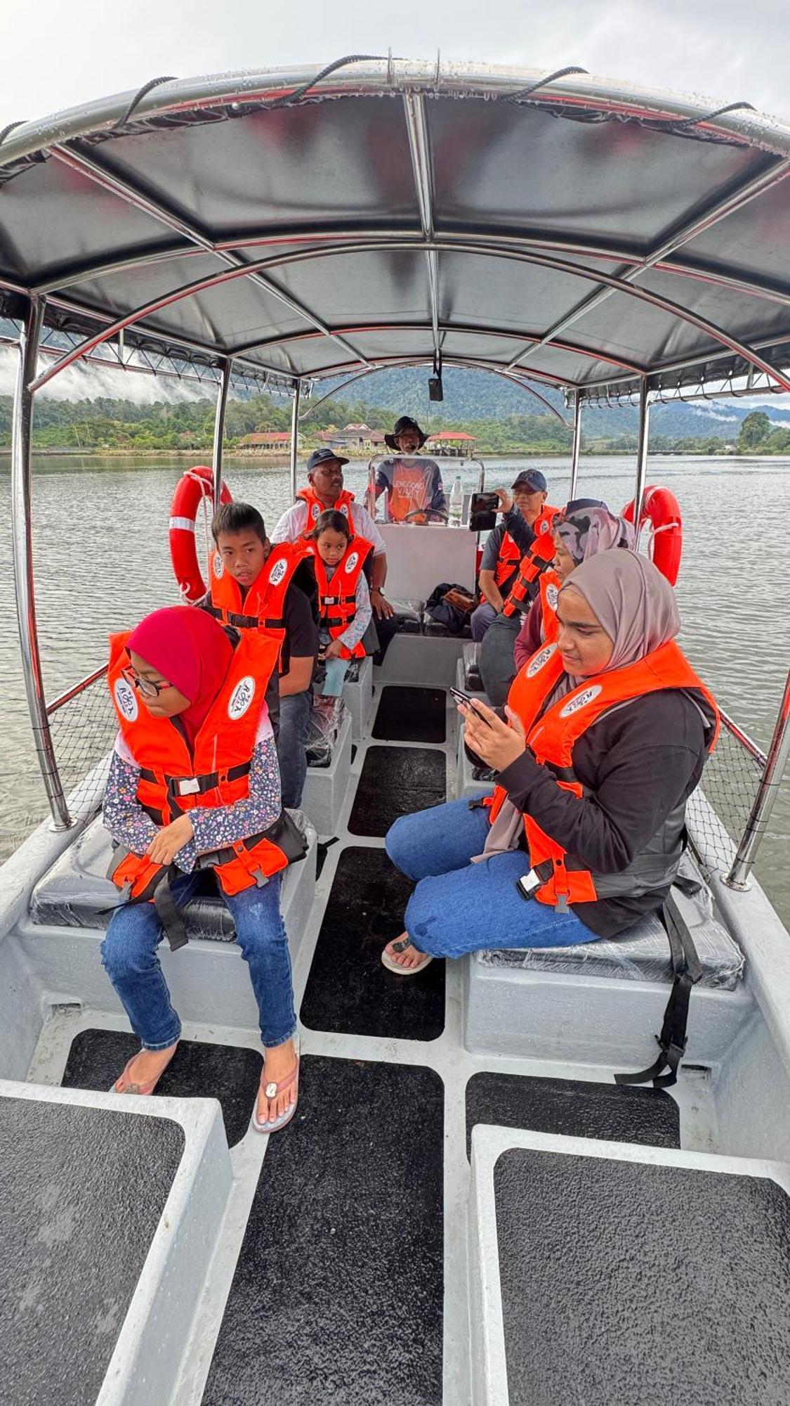 Branda Kampung Sumpitan Lenggong Tiada Sungai Hotell Kampong Ulu Jepai Eksteriør bilde