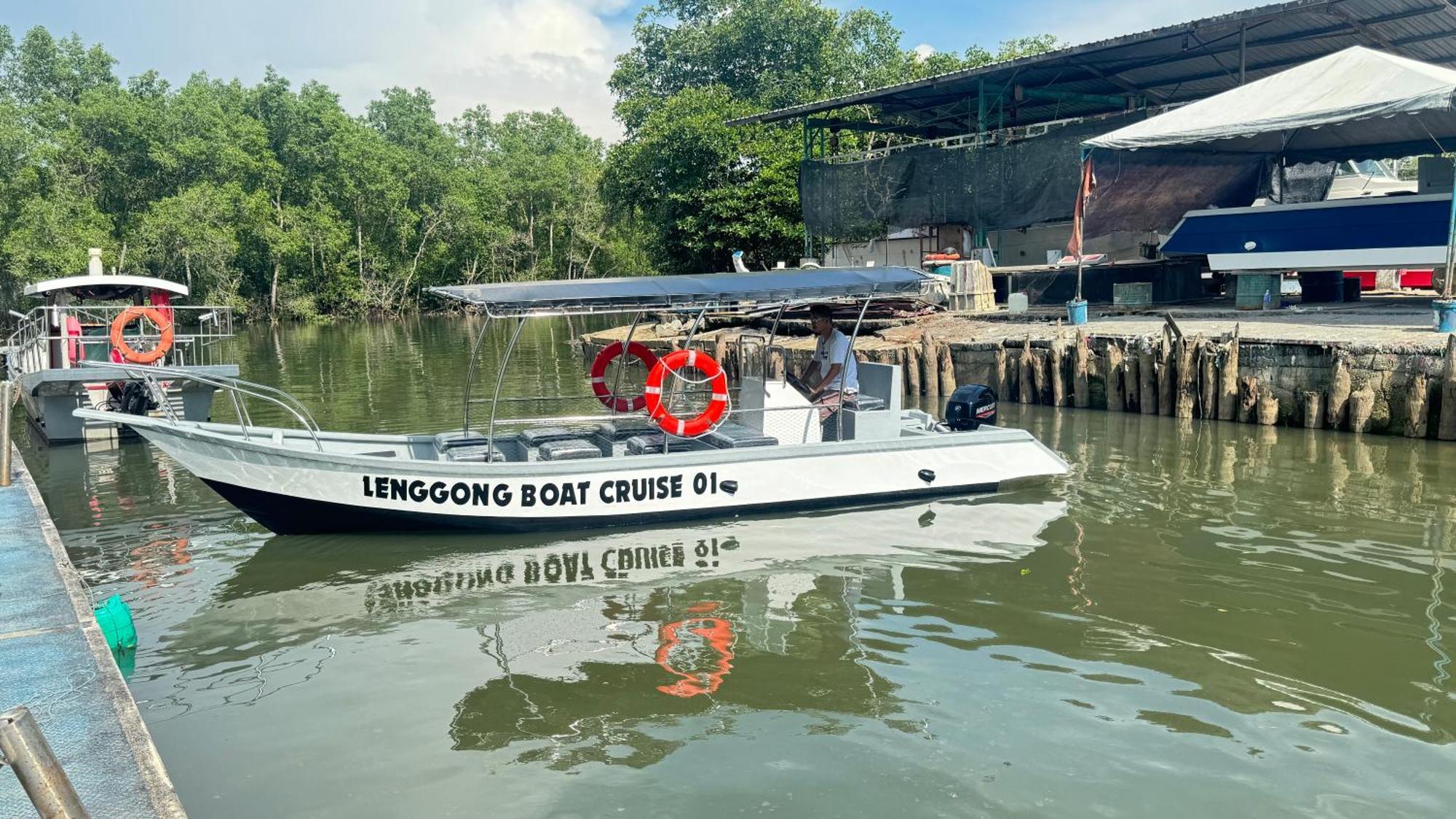 Branda Kampung Sumpitan Lenggong Tiada Sungai Hotell Kampong Ulu Jepai Eksteriør bilde